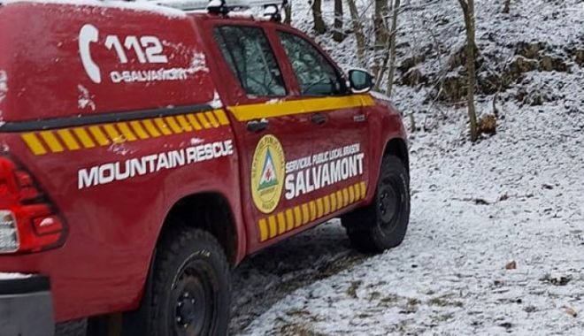 Un bărbat din Brașov este dat dispărut în Masivul Postăvaru. 40 de persoane au fost salvate de pe munte în ultimele 24 de ore - salvamont-1639912511.jpg