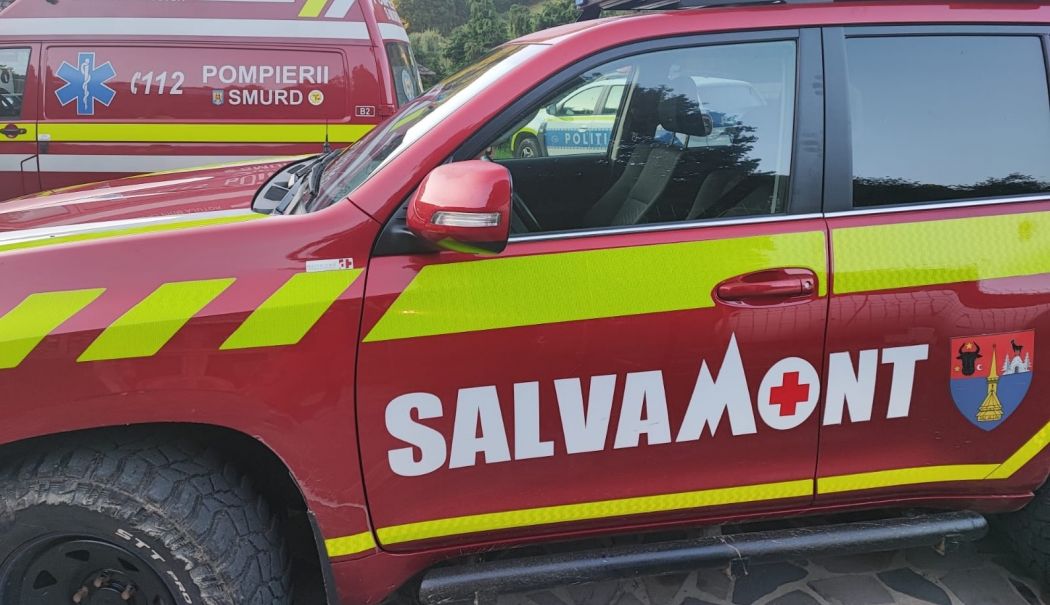 Turist de 26 de ani, găsit de salvamontişti cu ajutorul sistemului STS. Tânărul se rătăcise şi era epuizat