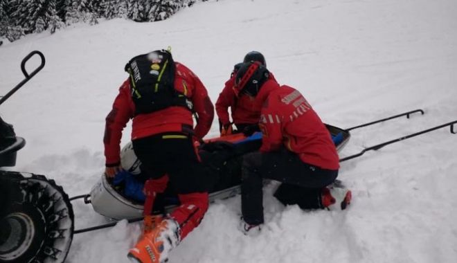 Trei turiști, între care un copil, rătăciți în Făgăraș, recuperați după mai bine de 12 ore - salvamontinterventiemunte5679410-1547976899.jpg