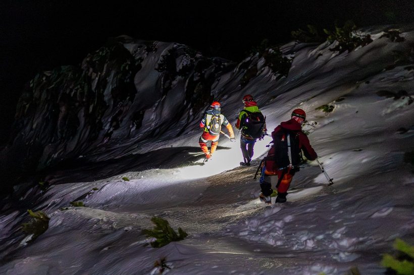 Avertisment Salvamont: Accesul în zona montană înaltă, nerecomandat din cauza vremii severe - salvamontzarnesti-1766766867.webp