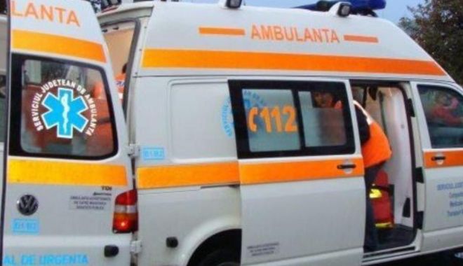 Mamă cu 7 copii, în comă alcoolică după un pariu în cârciuma satului - salvare-1638890719.jpg