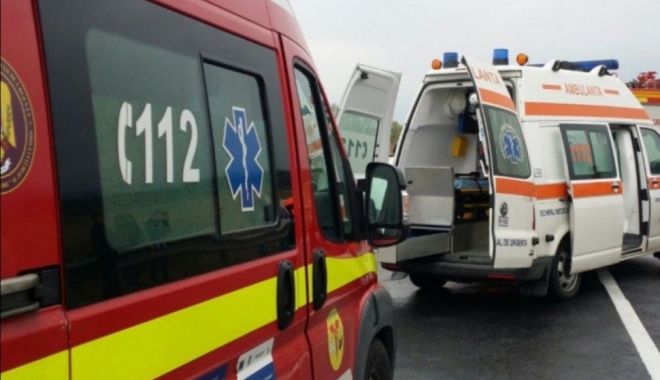 Un bărbat a murit, după ce mașina sub care lucra a căzut peste el - salvare-1706623460.jpg