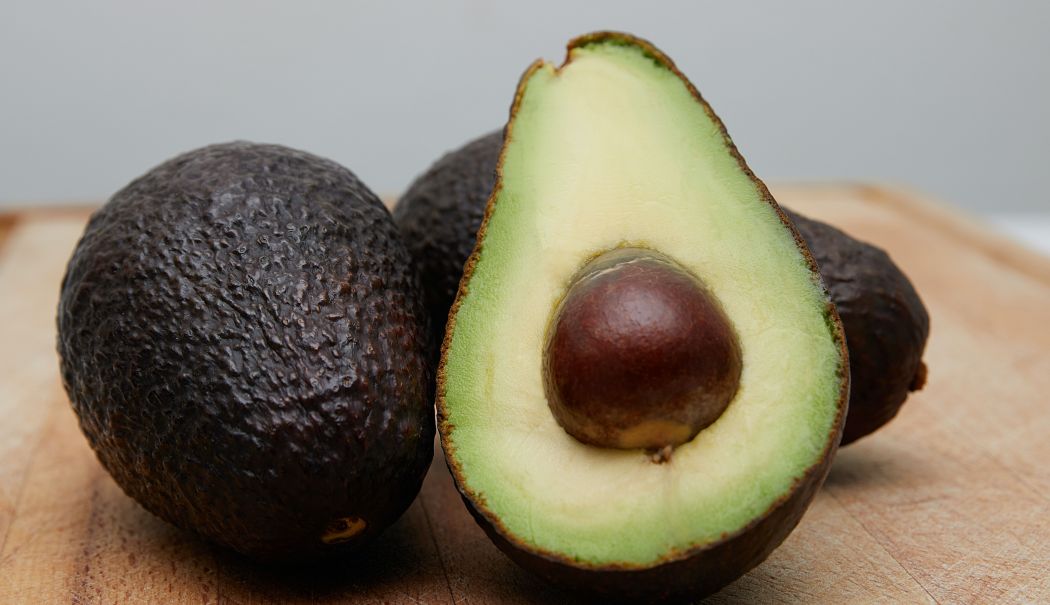 Sâmburele de avocado, ideal pentru vopsirea părului - samburele-de-avocado-1723389794.jpg