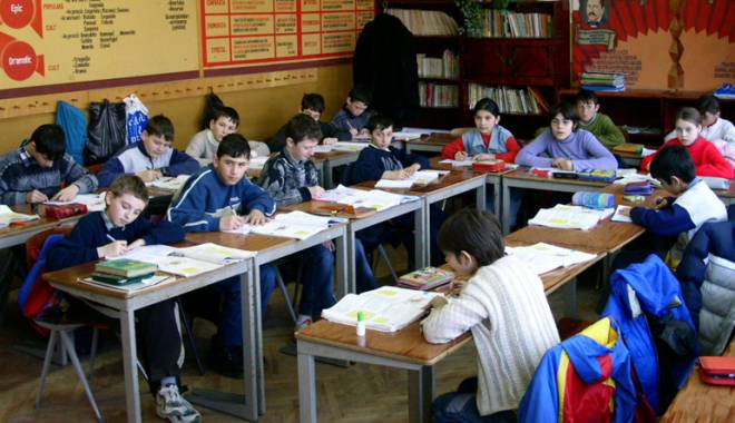 S-a micșorat numărul de locuri în licee - samicsoratnumarul-1427314524.jpg
