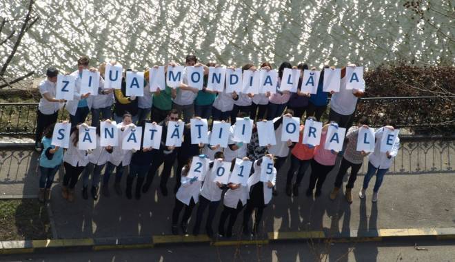 Cursuri pentru tehnicienii dentari, luna aceasta - sanatateaorala-1426675811.jpg