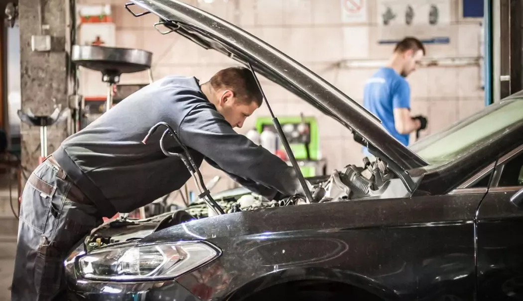 Controale în service-urile auto constănțene. Amenzi pentru nerespectarea legislației muncii - sanctiuni-1770288646.webp