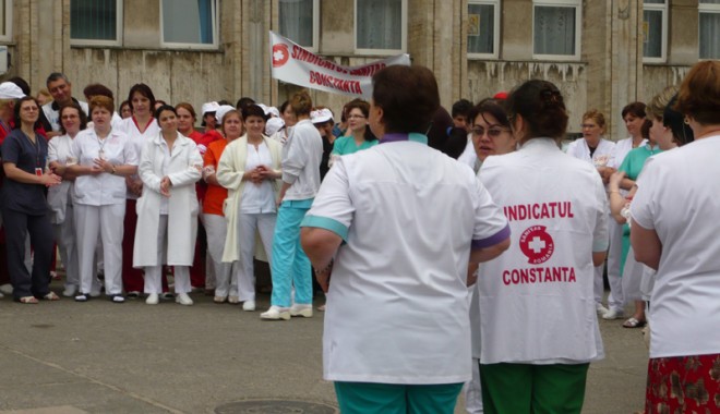 Sanitas s-ar putea retrage din comisia ce dezbate proiectul de lege a salarizării - sanitas-1374505039.jpg
