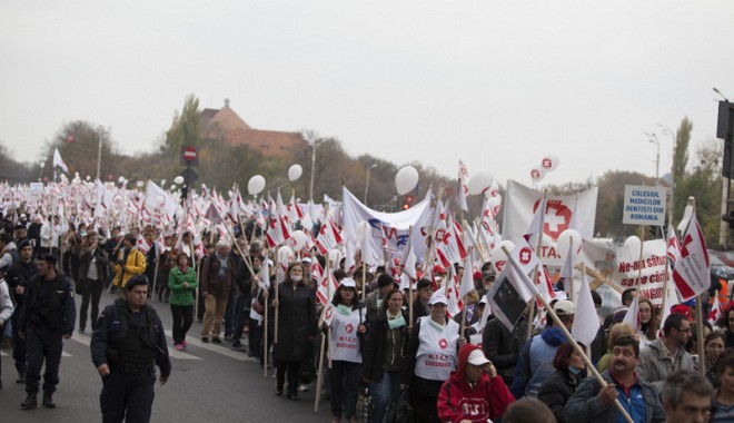 Sanitas amenință cu noi proteste de stradă - sanitasameninta-1414322949.jpg