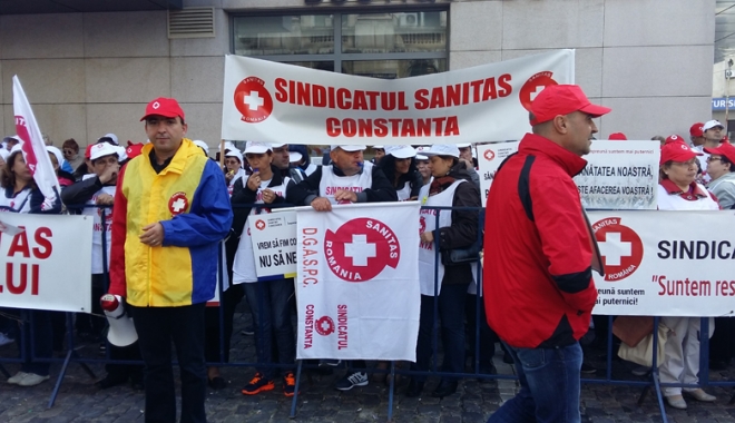 Sindicaliștii din sănătate sunt hotărâți: ori contract colectiv de muncă, ori grevă! - sanitascontractcolectiv-1569770647.jpg