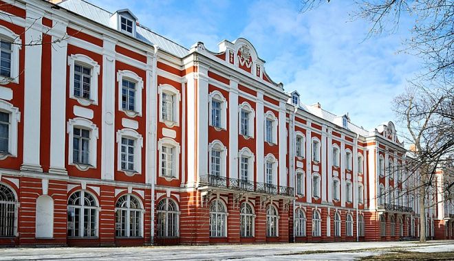S-a prăbușit Universitatea din Sankt Petersburg. Mai mulți oameni sub dărămături - sank1-1550347158.jpg