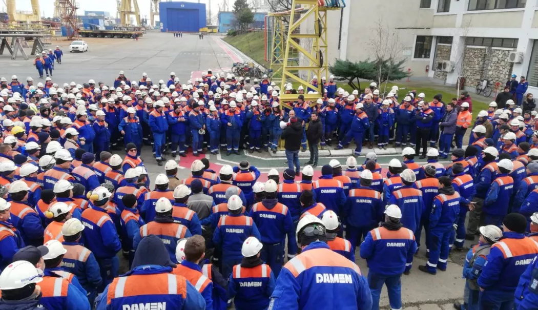 Chemați preoții! Șantierul Naval Damen Mangalia, cu lumânarea la cap - santier-1774452058.webp
