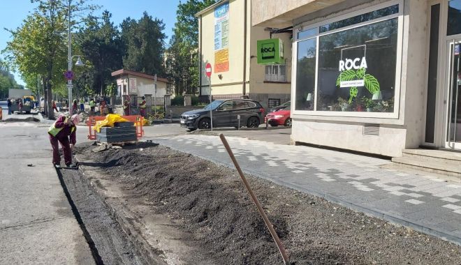 Șantiere în toată Constanța. Se lucrează la trotuare și parcări - santiereintoataconstanta-1589209546.jpg