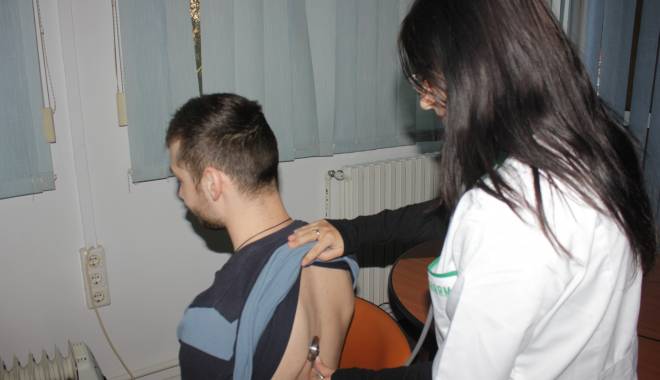 Drepturile asiguraților, dezbătute în săptămâna pacienților - saptamanapacientilor-1426506612.jpg