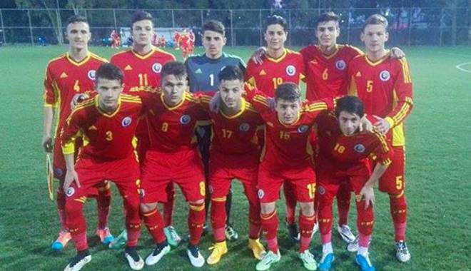 Șapte jucători ai Academiei Hagi, convocați la lotul U17 - saptejucatorisursafrfro-1423855433.jpg