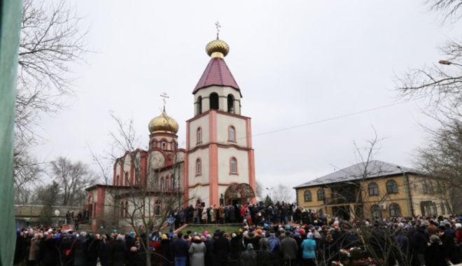 Șapte morți în urma unui atac asupra unei catedrale ortodoxe din Cecenia - saptemorti-1526907477.jpg