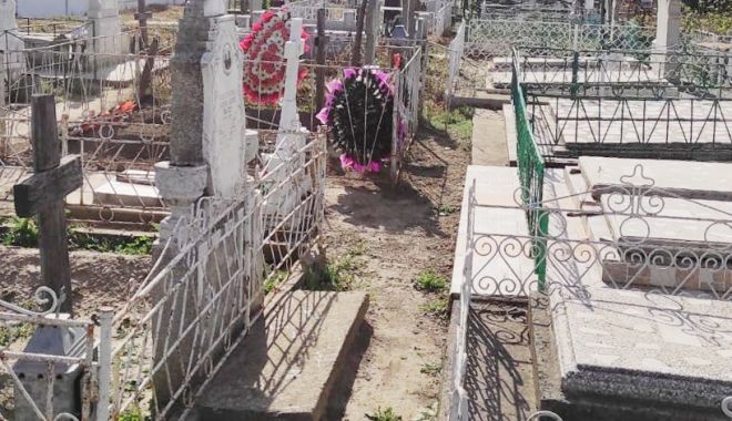 Primăria Saraiu curăţă cimitirele şi curţile bisericilor din localitate - saraiucuratenie-1665674012.jpg