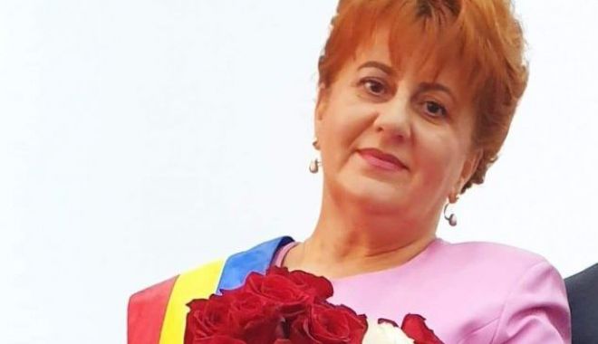 Dorinela Irimia, învestită pentru a treia oară în funcţia de primar al comunei Saraiu - saraiuprint1604072364-1604077385.jpg
