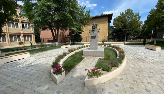 Sărbătoare la Şcoala „Lucian Grigorescu” din Medgidia - sarbatoare-1612289773.jpg
