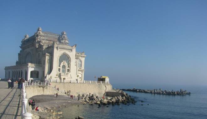 Sărbătoare marinărească urmată de poluarea mării - sarbatoaremarinareasca-1439728611.jpg