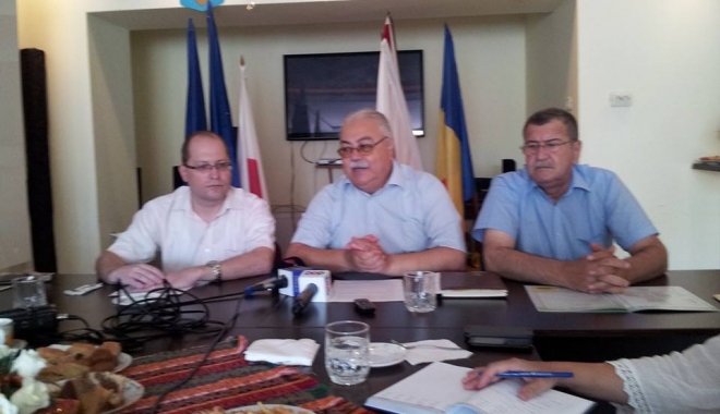 Liderii UDTR sărbătoresc Ramazan Bayram - sarbatoareudtr-1467636071.jpg
