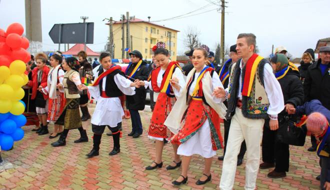 Pregătiri pentru Ziua Unirii  în comuna Saraiu - sarbatorireunireaprincipatelorsa-1452794046.jpg