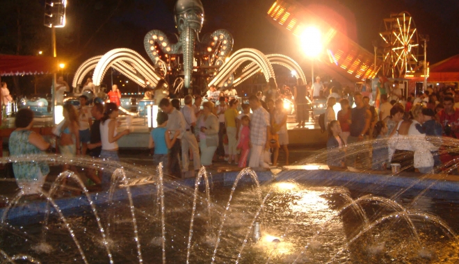 Distracția estivala continuă în Mamaia și Satul de Vacanță! - satdevacantagf25-1468503472.jpg