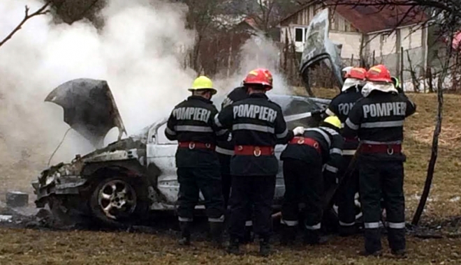 S-a triplat numărul incendiilor la autoturisme în acest an - satriplat-1462553004.jpg