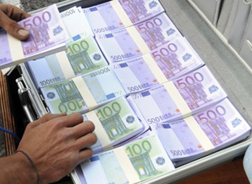 S-au redus rezervele valutare ale României - sauredus-1467384128.jpg