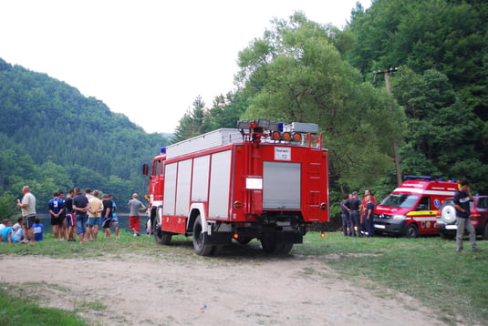 Doi copii de 11 ani, găsiți înecați - scafandri1-1531378873.jpg