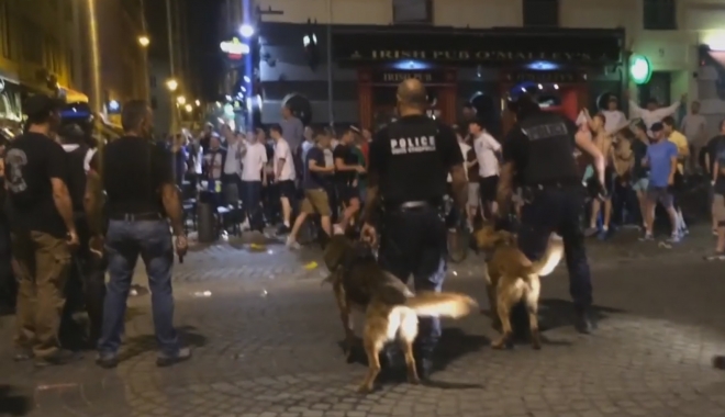 EURO 2016 / VIDEO. Fanii englezi au provocat primul incident. S-au bătut cu localnicii - scandal-1465553119.jpg