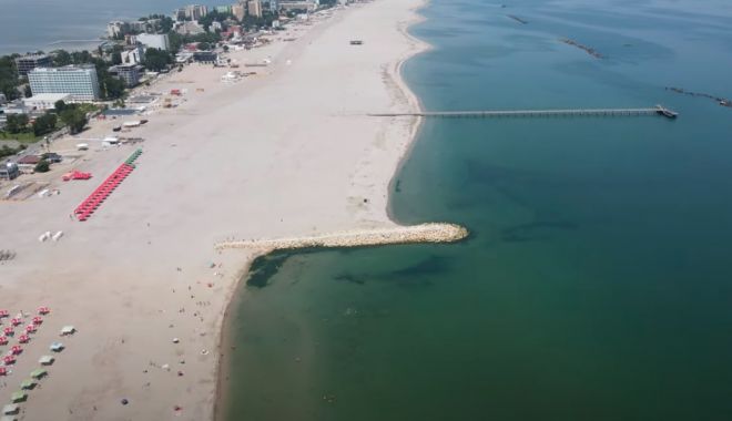 Scandal mocnit pe plajele lărgite: Românii nu vor avea beach bar-uri nici anul viitor