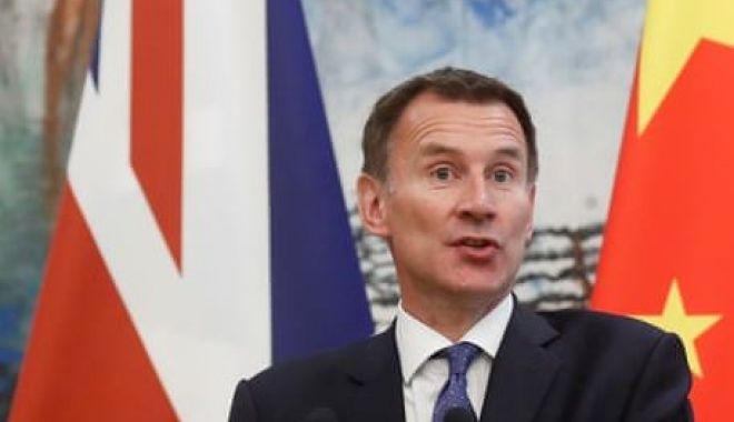 Scandalul Huawei. Marea Britanie, atentă la ce spun Statele Unite - scandalul-1559585191.jpg