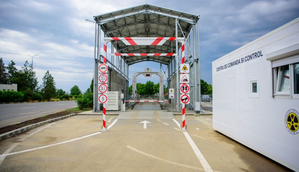 Alte două scannere puse în funcţiune la Vama Albiţa. Unul, pentru autoturisme, iar altul pentru camioane - scanner-albita-1717510829.jpg