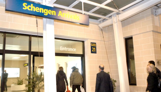 Finlandezii ne dau în continuare flit din Schengen - schengen-1317324424.jpg
