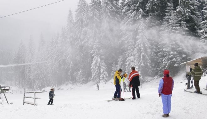 SE SCHIMBĂ VREMEA! Meteorologii anunță COD PORTOCALIU DE VISCOL - schi-1517749746.jpg