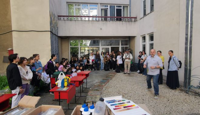 Schimb de experiență între universitari de la Alba Iulia și profesori ai Colegiului de Arte thumbnail