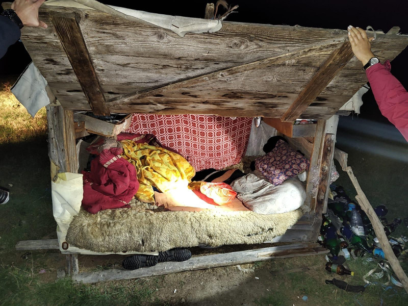Caz de sclavie la o stână din România! Victimele au fost puse să muncească în condiții inumane - sclavie-1729065587.jpg