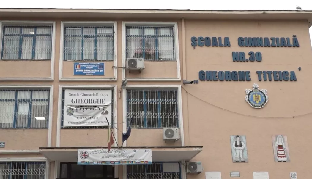 Elevii, pe primul loc. Proiect pilot pentru clasa a VIII-a la Școala 30 - scoala-30-1765903270.webp