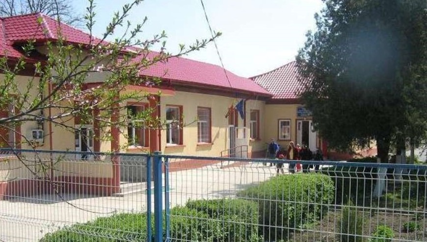 Administrația locală din Ciocârlia modernizează Școala Gimnazială Nr. 1 printr-un proiect PNRR - scoala-ciocarlia-1771591645.webp