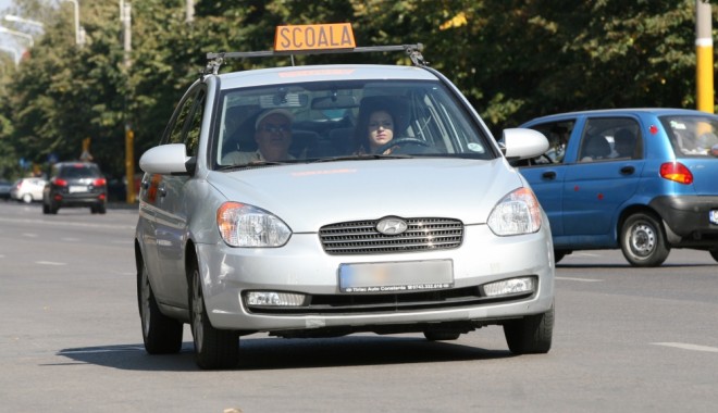 Instructorii auto independenți  dispar de pe stradă, de astăzi! - scoala21383836621-1384294077.jpg