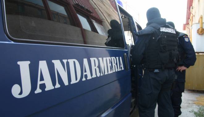 Jandarmii din Constanța, în misiune. Zeci de amenzi, în doar câteva zile - scoalaaltfeljandarmi1428082357-1461995685.jpg