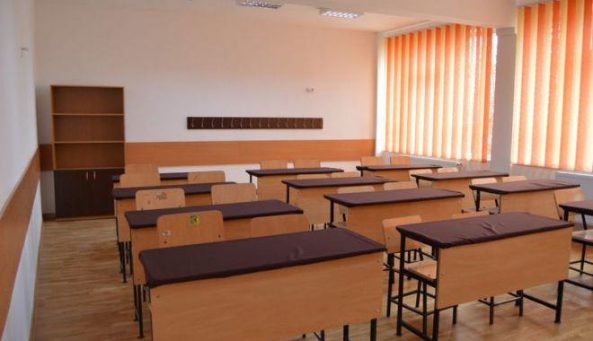 Suspiciune de meningită, într-un liceu! Elevii, trimiși acasă - scoalabanciclasa-1555587762.jpg