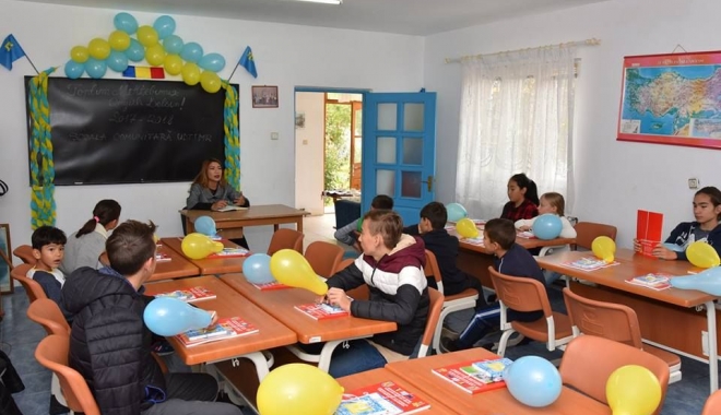 Școala comunitară a UDTTMR și-a deschis porțile. Cursurile sunt gratuite - scoalacomunitara2-1507131128.jpg