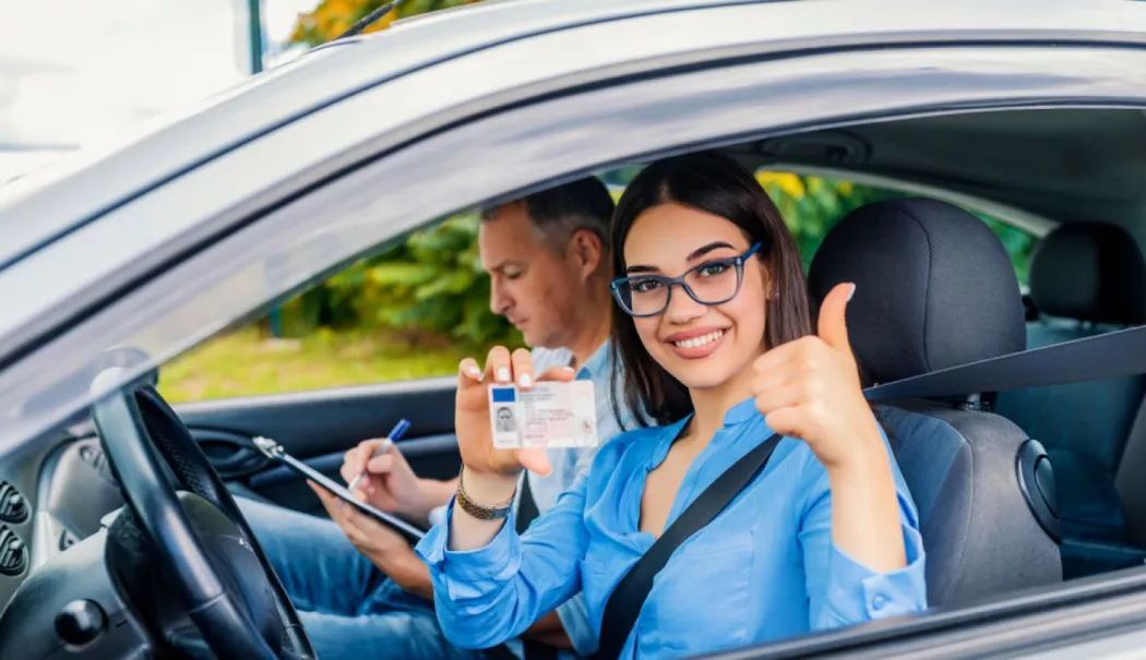 Schimbare majoră din acest final de an. Permis auto fără sală pentru șoferii cu experiență - scoaladesoferi2025catcostaceacte-1767082015.webp
