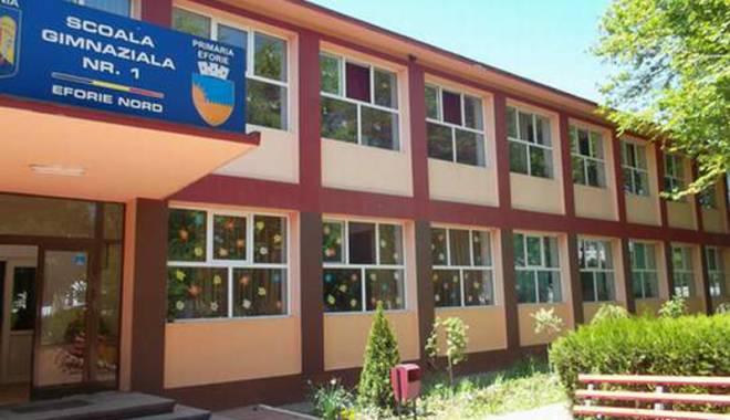Școala din  Eforie Nord  își va perfecționa profesorii  cu bani europeni - scoalaeforienord-1442513555.jpg
