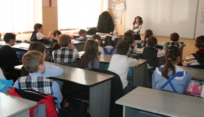Hepatita A face victime printre școlarii constănțeni - scoalanr29mihaiviteazulelevi7-1379938305.jpg