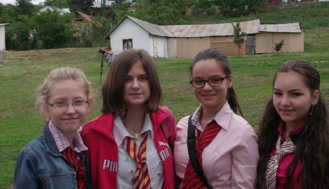 Școala rurală constănțeană, reprezentată cu succes - scoalarurala-1370624859.jpg