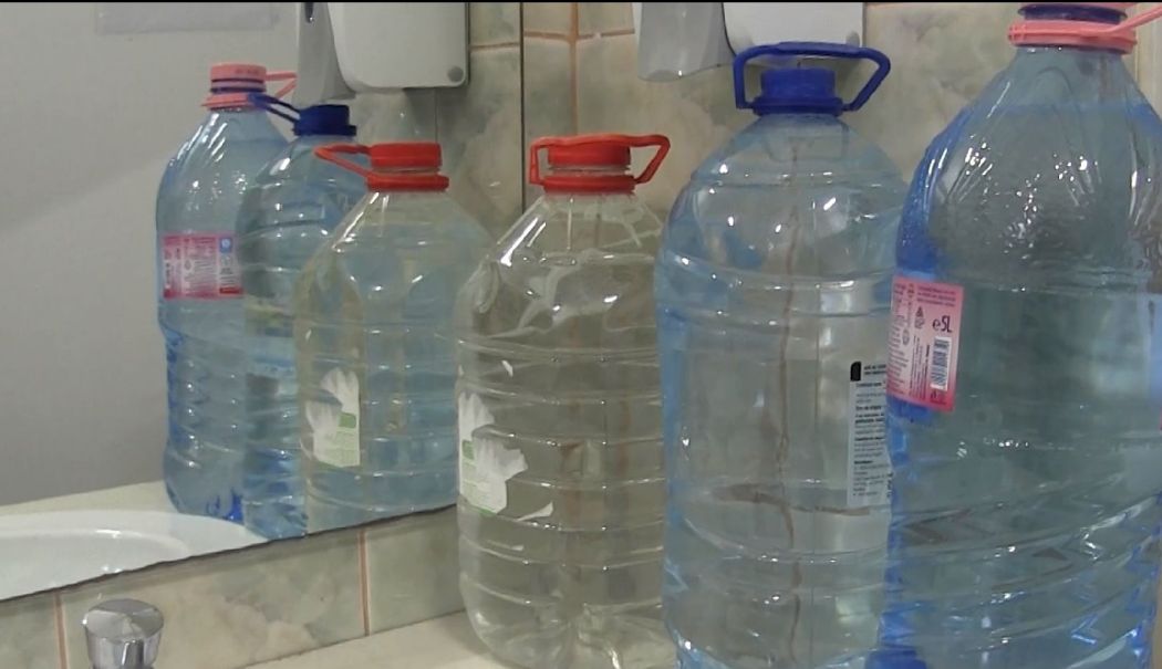 Școlile constănțene și-au modificat programul din cauza lipsei apei - scoli-fara-apa-1726766681.jpg