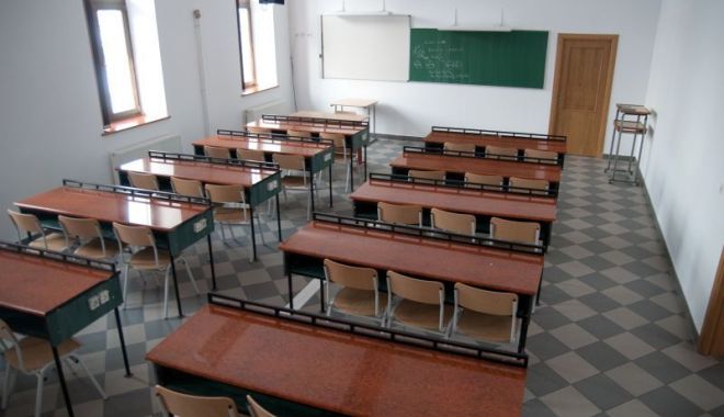 Mai multe școli riscă să fie închise! - scoliinchise-1516959264.jpg