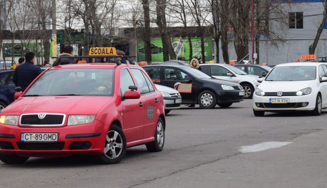 Școlile auto se pregătesc să-și redeschidă porțile - scolileauto-1588181952.jpg